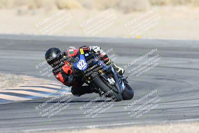 media/Dec-07-2025-CVMA (Sun) [[3e7d2de5dc]]/Race 7-Formula Lightweight Twins Shootout/